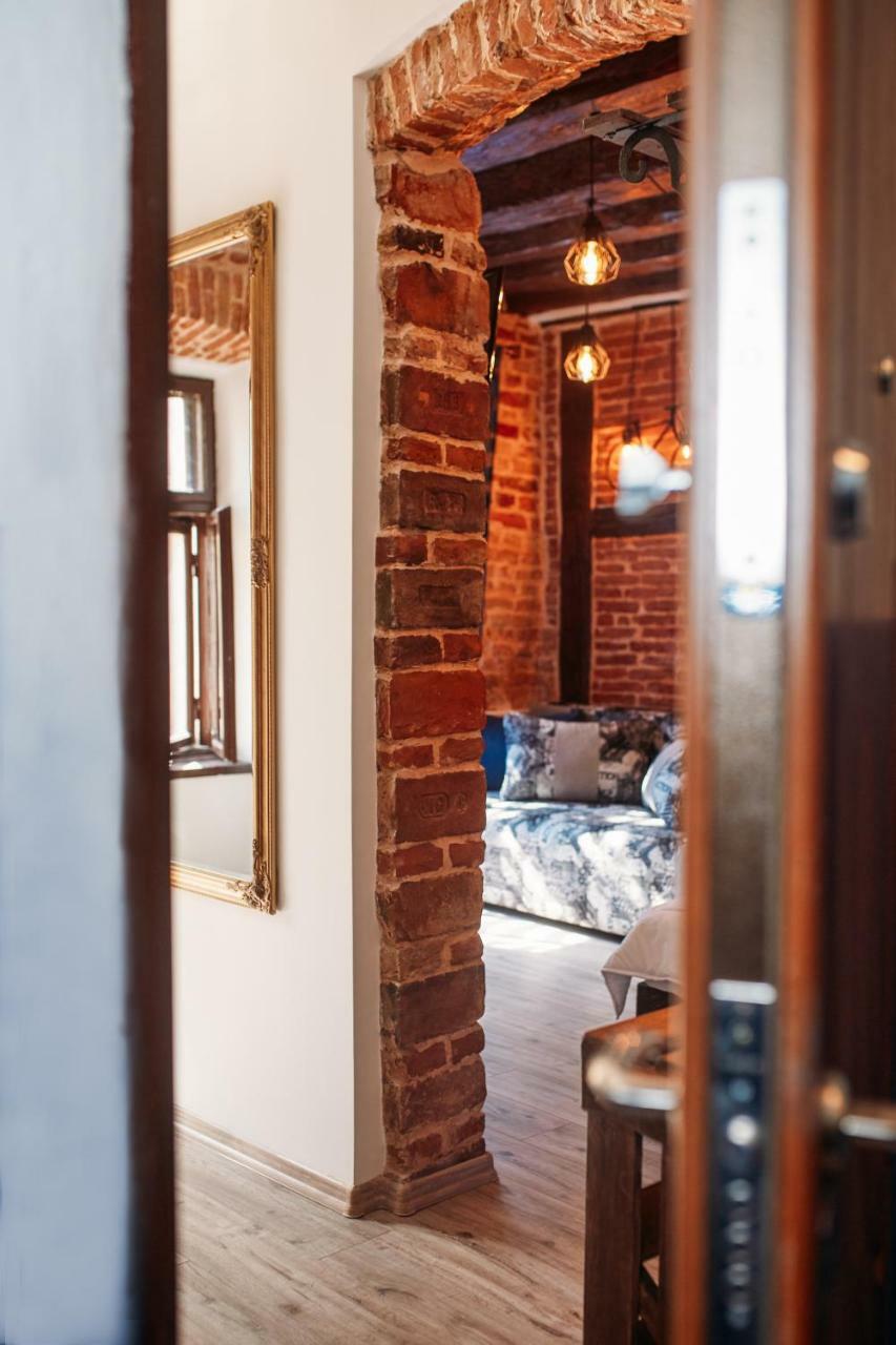 Дизайнерські Апартаменти В Стилі Loft В Самому Серці Львова Exterior photo